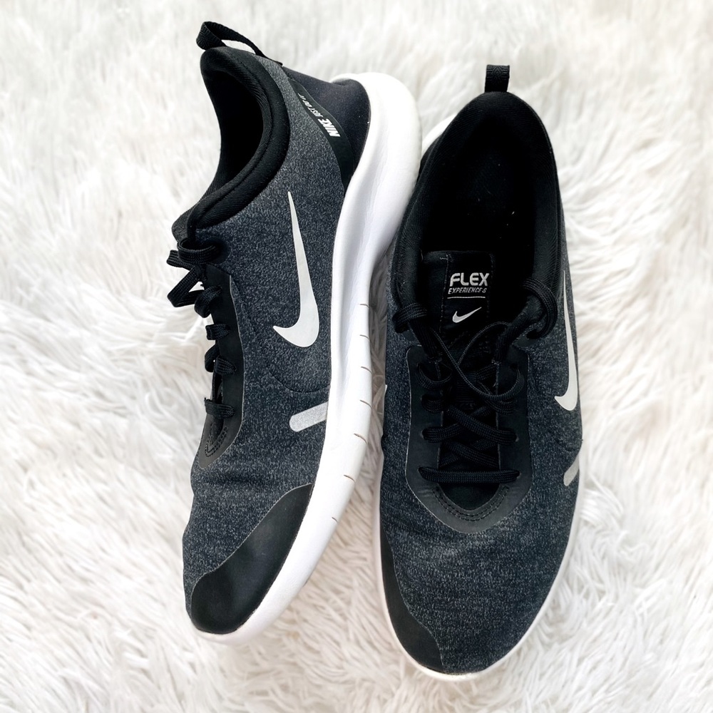 Nike Flex Experience Running Shoe Size 8.5